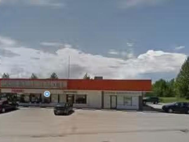 Charming Avenue, Rocky Mountain House, AB, T4T 1C5 commercia.
