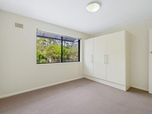 Charming Balmain Apartment in a Prime Village Location