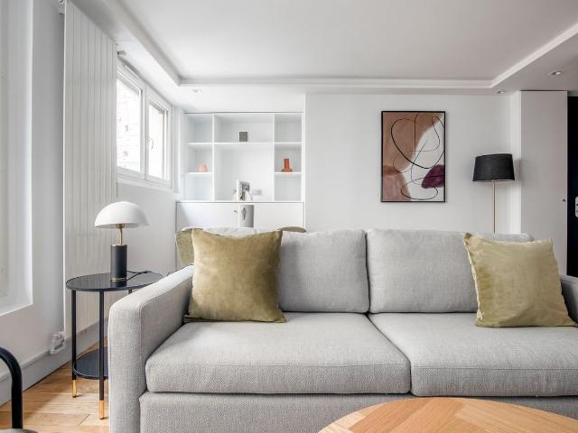 Charming Batignolles Two Bedroom Retreat, Paris Amsterdam Apartments for Rent