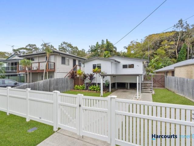 Charming Bayside Home with Versatile Living Space