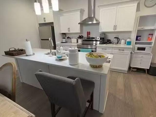 Cheap Beautiful Two Bedroom home in Amherstburg 507 Water Rd
