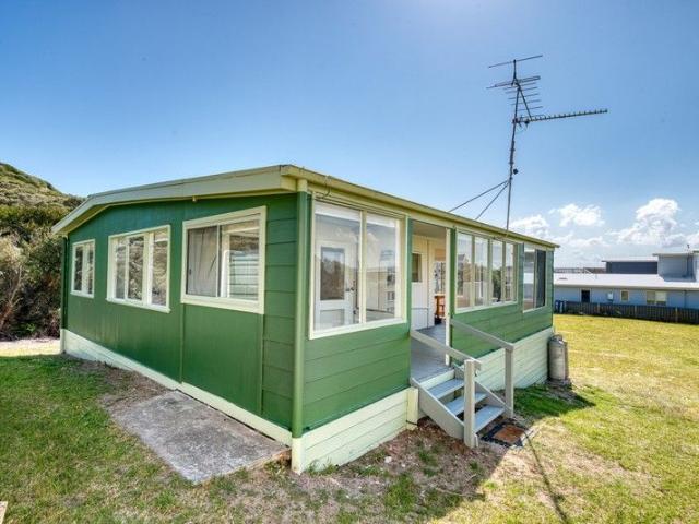 A Classic Venus Bay Beach House with Endless Possibilities