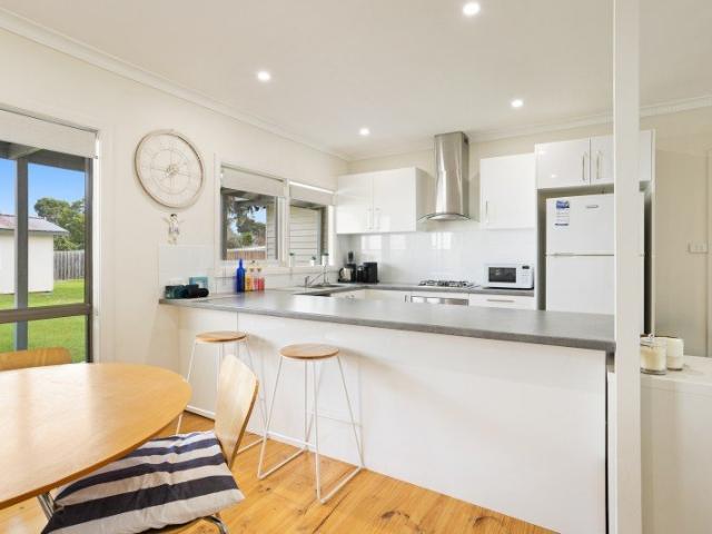 Charming Beachside Retreat Fully furnished
