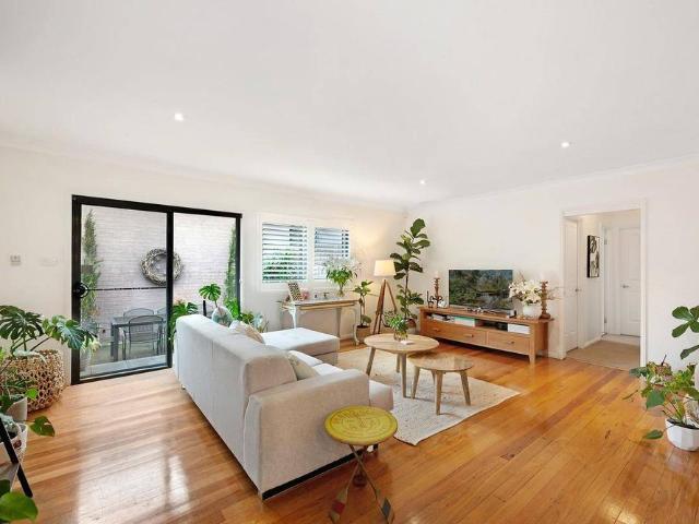 Charming Berry Villa with Endless Potential