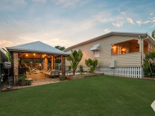 Charming Booval House Awaits Your Arrival
