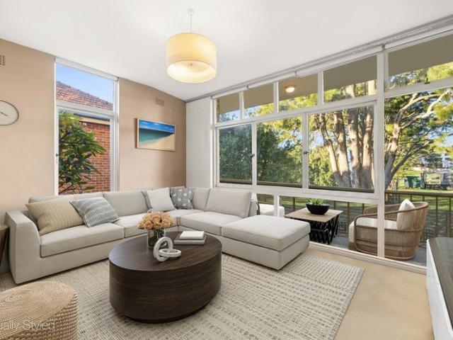 Charming Boutique Apartment in a Serene Parkside Cul De Sac