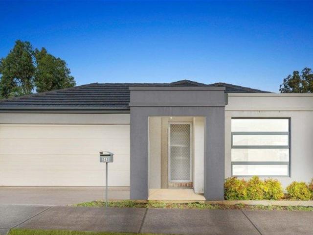 Charming Brookfield Residence: Steps away from Primary school