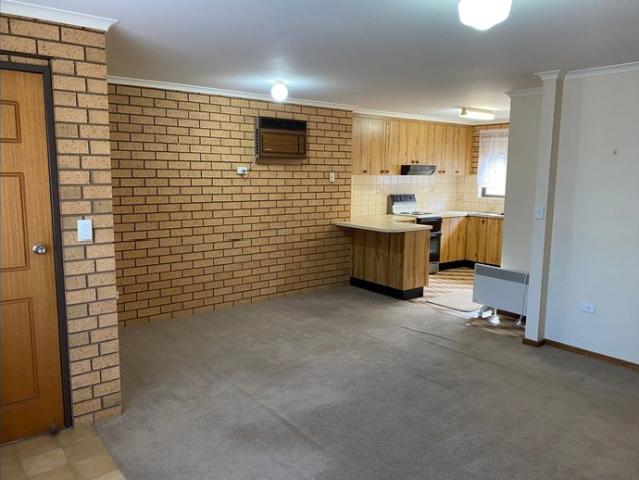 Charming Brick Unit in Prime Corowa Location