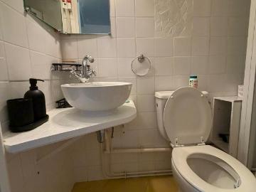Charming, bright and peaceful apartment Close to everything, Paris Amsterdam Apartments for Rent