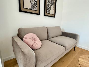 Charming & bright suite in Mitte