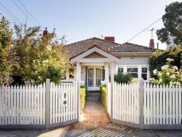 Charming Californian bungalow with modern comforts and flexible living