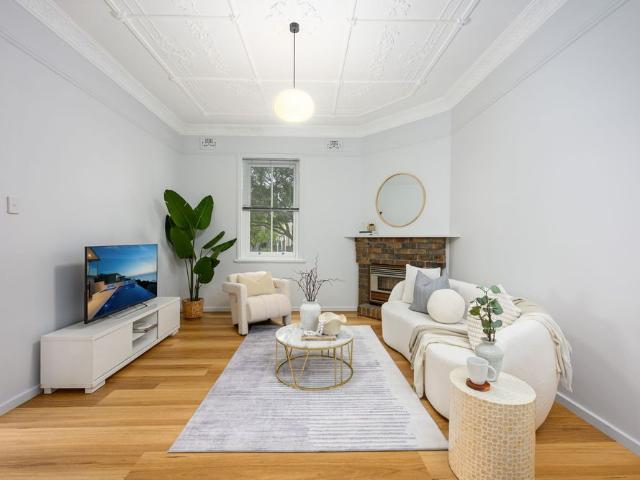 Charming Californian Bungalow with Self Contained Studio