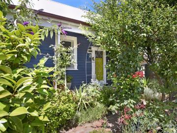 Charming Central Ballarat living in an unbeatable location