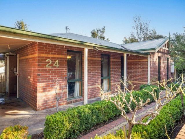 Charming Central Creswick Living Walk to Everything