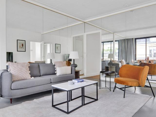 Charming Chaillot Apartment: Your Parisian Retreat, Paris Amsterdam Apartments for Rent