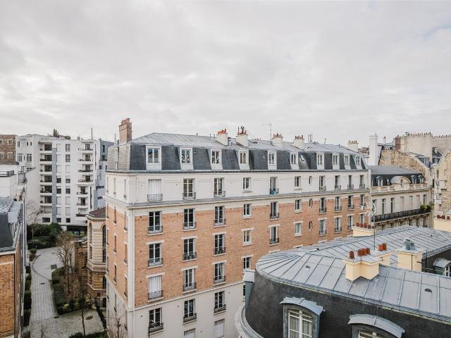 Charming Chaillot One Bedroom Retreat in Paris, Paris Amsterdam Apartments for Rent