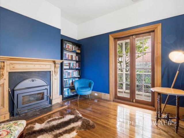 Charming Character Cottage in a Peaceful Glebe Setting