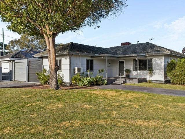 CHARMING CHARACTER HOME OR IDEAL BUSINESS PREMISES