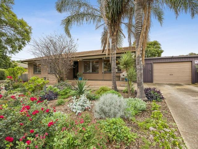 Charming Character Home with Beautiful Expansive Gardens!