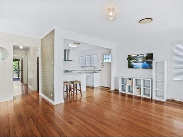 Charming Character Home with Deck & Carport in Stafford Heights