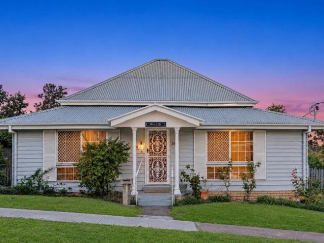 CHARMING CHARACTER HOME WITH POOL, SHED & SPACIOUS LIVING!