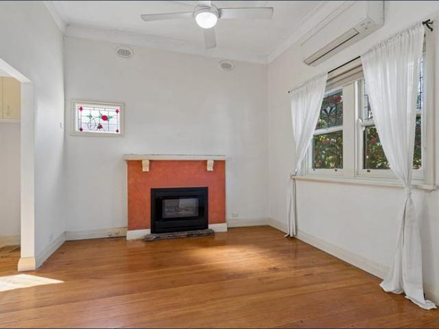 CHARMING CHARACTER HOME CLOSE TO THE CBD