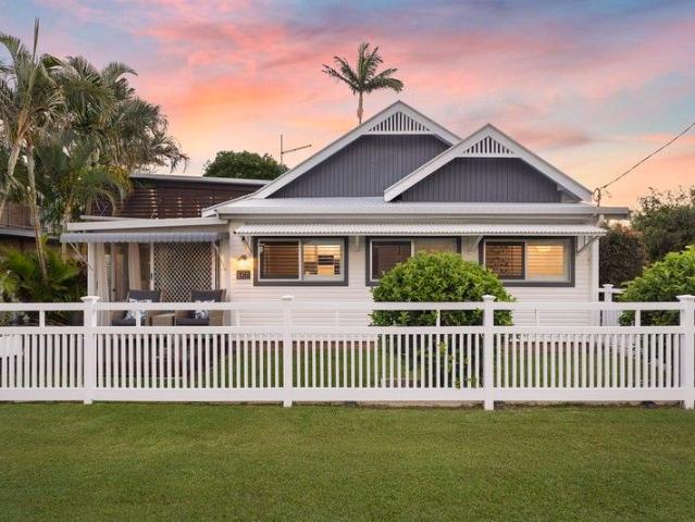 Charming character home close to North Creek