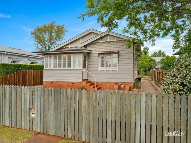 Charming Character Home for Rent in East Toowoomba