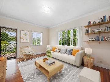 Charming Character Home in Leafy Annerley Pocket