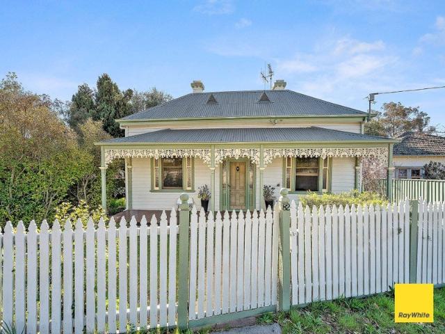 Charming Character Home in Prime Quarry Hill Location