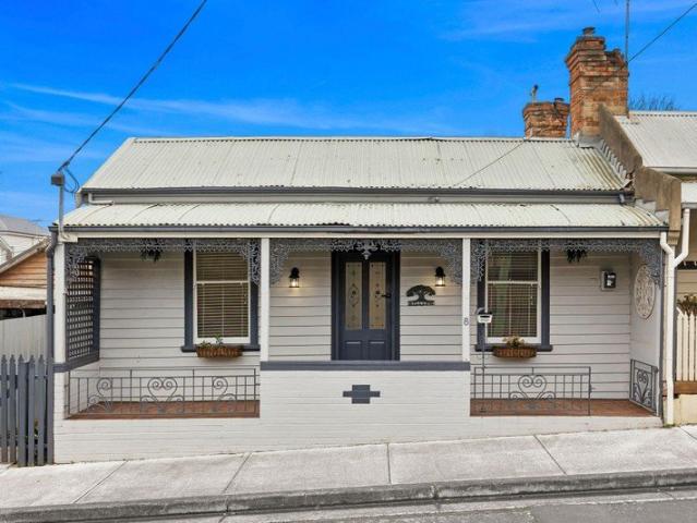 Charming Character Living in a Prime Geelong Location
