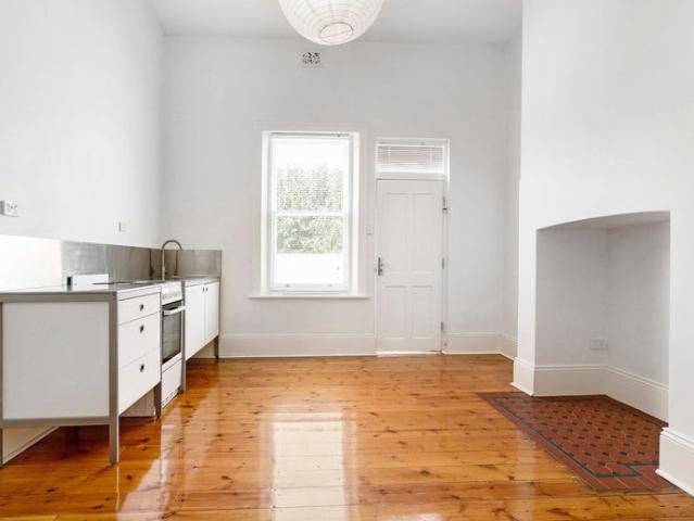 Charming Character Living in Convenient Parkside