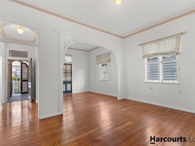 Charming Character Queenslander in the Heart of Spring Hill