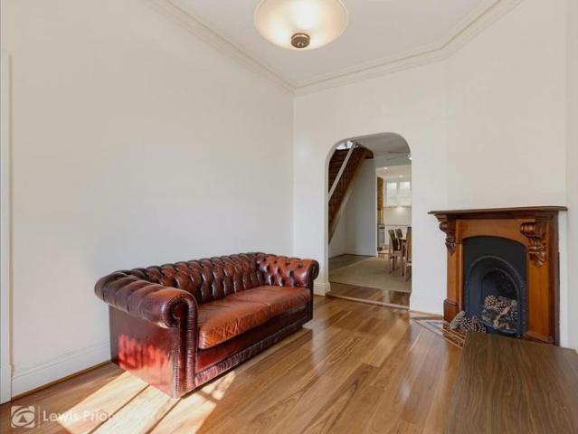 Charming Character Terrace in the Heart of the City