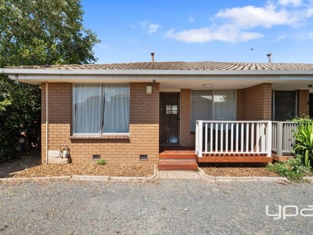 Charming, Comfortable & Conveniently Located Two Bedroom Unit