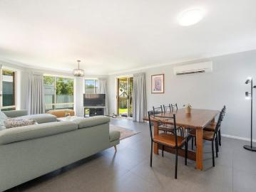 Kearsley, Narone Creek - Garden, Parking