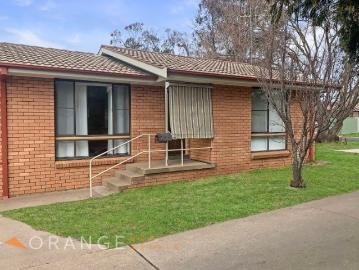 Charming & Convenient Two Bedroom Unit with Private Courtyard