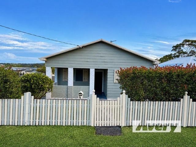 Charming & Convenient 2 Bedroom Home in Blackalls Park