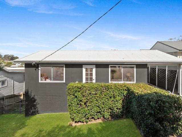 Charming Coastal Cottage with Ocean Views & CDC Approved Duplex Potential