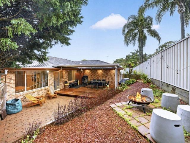 Charming Coastal Townhouse in Corlette