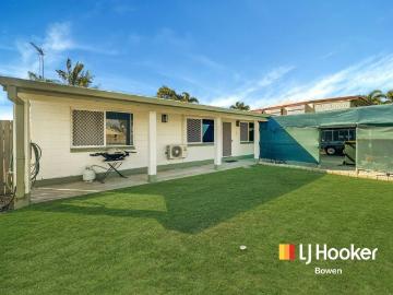 Charming Coastal 3 Bedroom Home in Bowen!