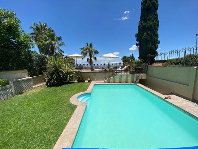 Charming Colonial Home with Spectacular Views in Los Balcones