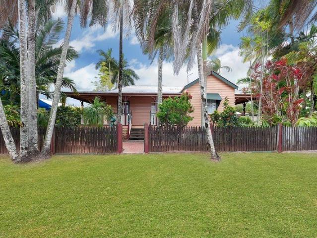 Charming Colonial Lowset Home with Pool & Entertaining Areas