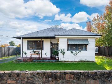 Charming Corner Retreat with Space, Light & Lifestyle Appeal