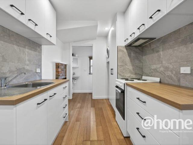 Charming Cottage, Modern Comfort