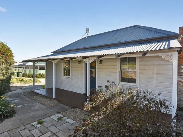 Charming Cottage moments from the Village