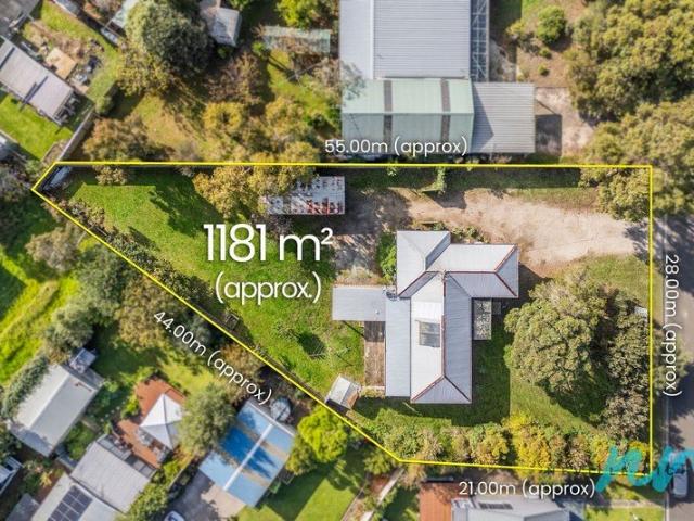 Charming Cottage on a massive 1,182sqm allotment