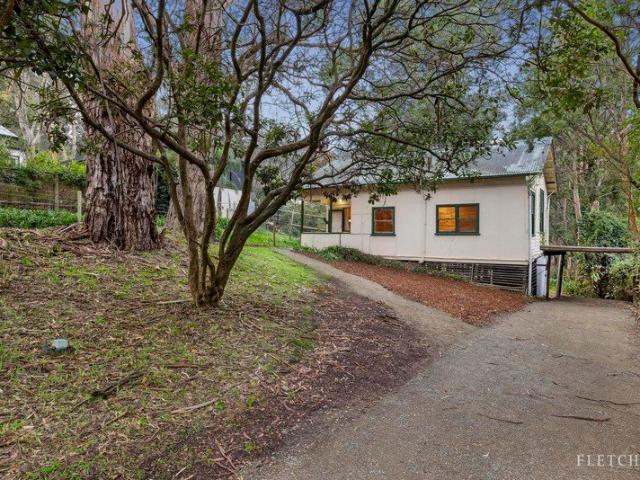 Charming Cottage on a Sunny 735sqm Allotment