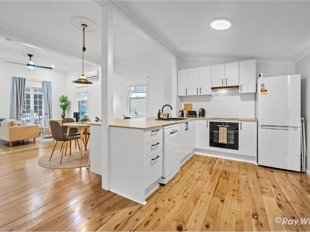 Charming Cottage Elegance in Prime Allenstown Location Fully Renovated