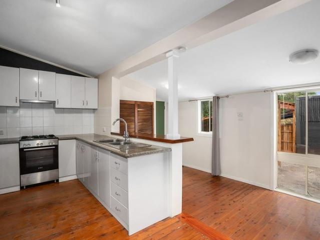 Charming Cottage, Fabulous Location